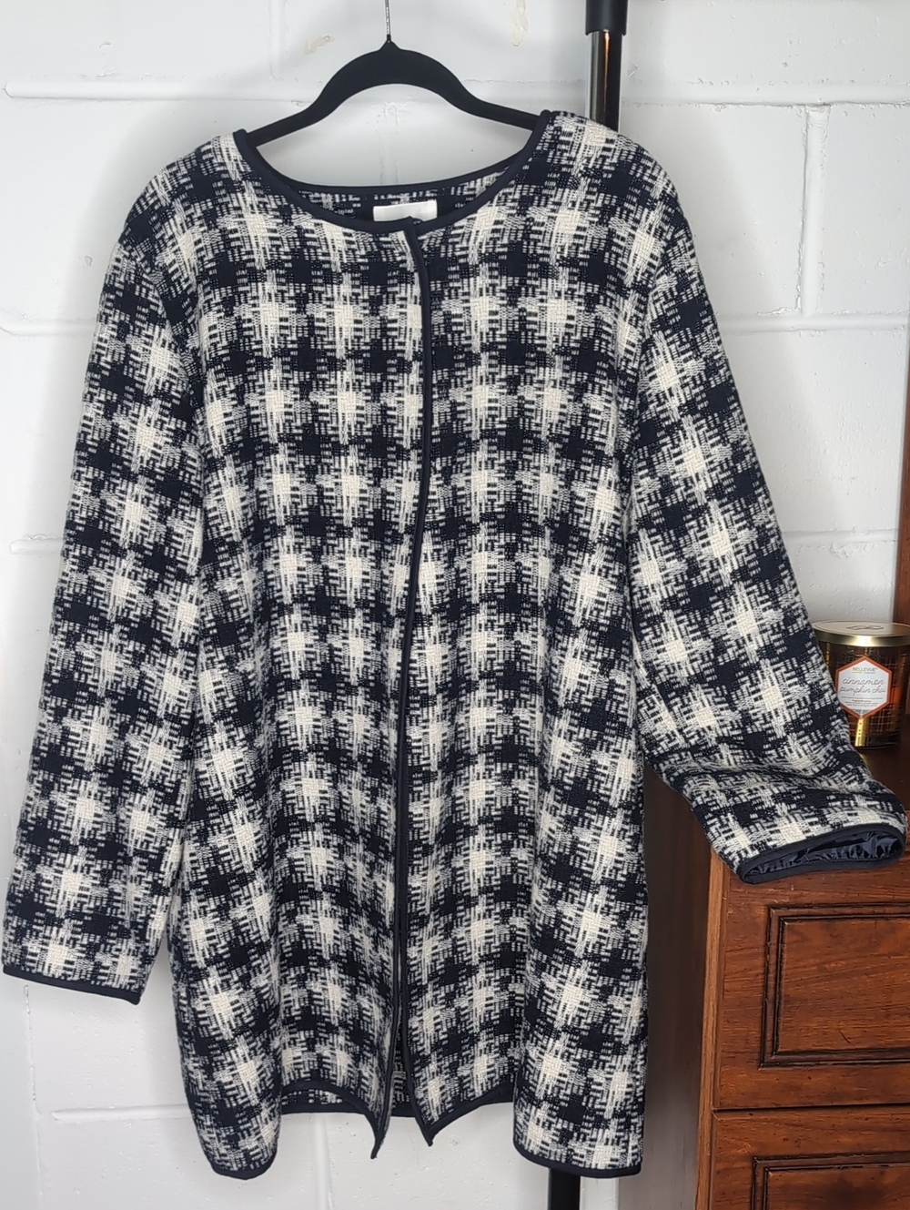 Old Navy Navy and White Plaid Long Sleeve Jacket